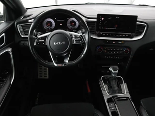 Kia ProCeed Kia ProCeed 1.5 T-GDi GT-Line | Panoramadak | Trekhaak |  Stoel & stuurverwarming | Adaptive cruise | Camera | Carplay | Leder/Alcantara | Full LED | Navigatie | Keyless - afbeelding nr 3