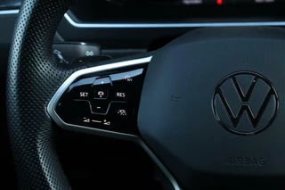 Volkswagen Tiguan Volkswagen Tiguan 1.5 TSI / 2x R-Line / Black Style / Virtual Cockpit / Camera / Matrix LED / Trekhaak / 20