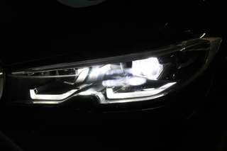 BMW 3 Serie BMW 3-serie 330e eDrive Sport/Shadow/Schuifdak/19inch - afbeelding nr 39