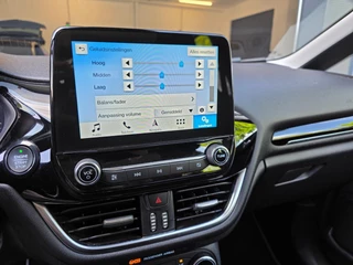 Ford Fiesta Ford Fiesta 1.0 EcoBoost Titanium / NAP / GARANTIE / CARPLAY / CAMERA / ALLSEASON / 6-BAK / DAB+ / LED / ISOFIX / LM-VELGEN ''16 ! - afbeelding nr 45