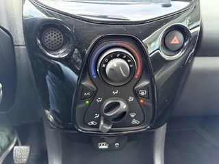 Toyota Aygo Toyota Aygo 1.0 VVT-i x-play CarPlay/Camera/Navi/Cruise Control - afbeelding nr 16
