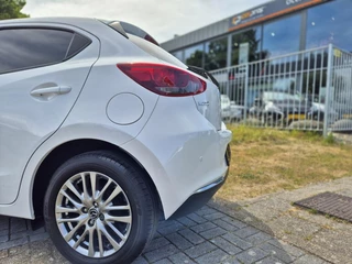Mazda 2 Mazda 2 1.5 Skyactiv-G Luxury | Camera | Head-up display - afbeelding nr 11