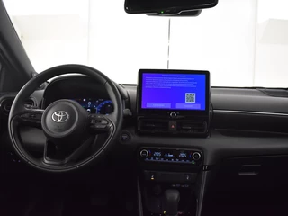 Toyota Yaris Toyota Yaris 1.5 Hybrid 130 Executive | Stuur en Stoelverwarming | PDC V+A | - afbeelding nr 18