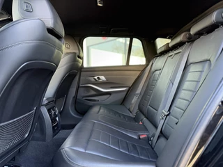 BMW 3 Serie BMW 3-serie Touring 318i Aut. High Executive Ed. | Live Cockpit | Apple Carplay | Trekhaak | - afbeelding nr 14