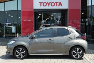 Toyota Yaris Toyota Yaris Hybrid 115 First Edition Automaat | Apple Carplay / Android auto - afbeelding nr 8