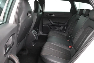 CUPRA Leon CUPRA Leon 1.4 e-Hybrid | Carplay | Stoel & stuurverwarming |  Camera | Adaptive cruise | Navigatie | Sfeerverlichting | Full LED | Memory | PHEV - afbeelding nr 9