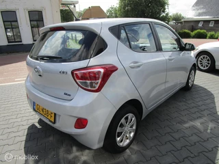 Hyundai i10 Hyundai i10 1.0i i-Motion Comfort 5drs 105dkm! Airco Cruise - afbeelding nr 3