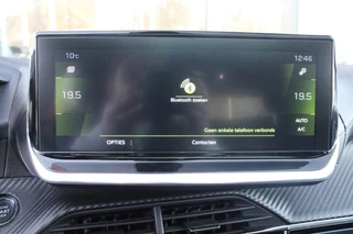 Peugeot 208 Peugeot 208 1.2 PureTech GT | NAVIGATIE | APPLE CARPLAY/ANDROID AUTO | DODEHOEK DETECTIE | FULL LED KOPLAMPEN | KEYLESS ENTRY/START | PARKEERSENSOREN VOOR EN ACHTER | CRUISE CONTROL | DAB+ RADIO | - afbeelding nr 20