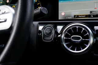 Mercedes-Benz A-Klasse Mercedes A-klasse 250 e AMG Pano / Camera / Ambi - afbeelding nr 23