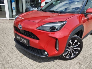 Toyota Yaris Cross Toyota Yaris Cross 1.5 Hybrid Dynamic Plus | Pano | Head-Up Display | Navi | Stoelv - afbeelding nr 2