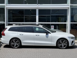 Volvo V60 Volvo V60 T6 398PK Recharge R-Design| Panodak| Adap.Cruise| Trekhaak| AWD| - afbeelding nr 2