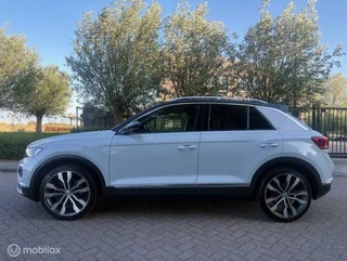 Volkswagen T-Roc Volkswagen T-Roc 2.0 TSI 4Motion Sport Carplay! - afbeelding nr 8