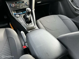 Ford Focus Ford Focus Wagon 1.0 Titanium Edition Navi PDC Clima NAP Netjes! - afbeelding nr 9