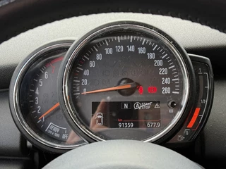 MINI One MINI One Mini 1.5 First Salt/Airco/Cruise/Navigatie/Stoelverwarming - afbeelding nr 11