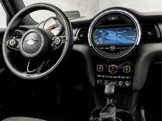 MINI Cooper Automaat (PANORAMADAK, GROOT NAVI, HEAD-UP DISPLAY, STOELVERWARMING, GETINT GLAS, SPORTSTOELEN, LEDER, CRUISE, NIEUWE APK, NIEUWSTAAT) - afbeelding nr 7