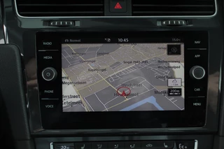 Volkswagen e-Golf Volkswagen e-Golf | Navigatie | Climate control | Virtuel Cockpit | Camera | Keyless | Bluetooth | Cruise Control | Lichtmetalen Velgen | - afbeelding nr 12