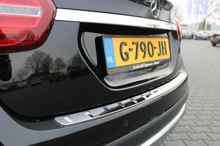 Mercedes-Benz GLA Mercedes GLA180 | 360 Camera | Navi | Stoelverwarming - afbeelding nr 18