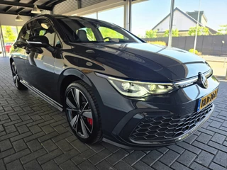 Volkswagen Golf Volkswagen Golf 1.4 eHybrid GTE / Dealer Onderhouden / IQ Light / Stoelverwarming / CarPlay - afbeelding nr 20