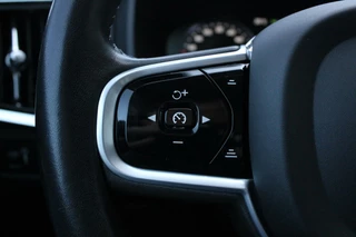 Volvo V90 Volvo V90 2.0 T4 Inscription 210pk | Lederen dashboard | Trekhaak - afbeelding nr 27