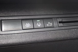 Peugeot 5008 | Black Pack | Adaptieve Cruise | 7-Persoons | Led | BLIS | Navigatie - afbeelding nr 20