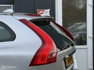 Volvo XC60 Volvo XC60 2.0 D4 FWD Geartronic-8 Summum Ocean Race /Panoramadak/Xenon/Leder/2xelek.stoel/Camera/Sensus navi/Trekhaak/Volledig Volvodealer onderhouden. - afbeelding nr 45