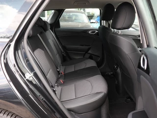 Kia Ceed Sportswagon Kia Ceed Sportswagon 1.6 GDI PHEV DynamicLine I Navi I Keyless I Dodehoekdetectie - afbeelding nr 9
