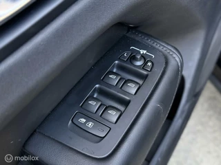 Volvo XC60 Volvo XC60 2.0 T6 Plug-in hybrid AWD | Pano | H&K | Leder - afbeelding nr 23