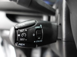 Opel Vivaro Opel Vivaro L3H1 Edition Dubbele Cabine Airco Navi Trekhaak Cruise Control - afbeelding nr 15