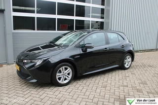 Toyota Corolla Toyota Corolla 1.8 Hybrid Active | 1e Eigenaar | Navigatie |Boekjes. - afbeelding nr 1