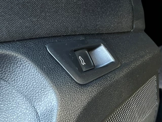 Volkswagen T-Roc Volkswagen T-Roc 1.5 TSI Style Business | Adaptive Cruise Control | Apple CarPlay/Android Auto | Climate Control | Camera - afbeelding nr 33