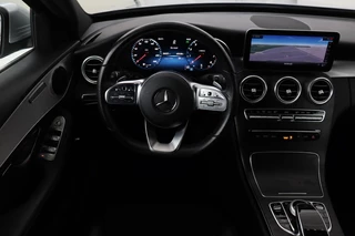 Mercedes-Benz C-Klasse Mercedes-Benz C-klasse 180 AMG Upgrade Edition | Stoelverwarming |  Carplay | Matrix LED | Sfeerverlichting | Leder/Alcantara | Navigatie | DAB | Cruise control | Park Assist - afbeelding nr 3