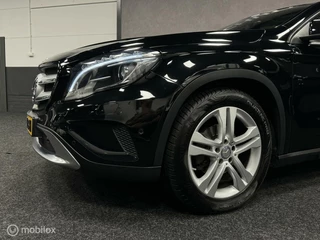 Mercedes-Benz GLA Mercedes GLA-klasse 200 Prestige AUTOMAAT / LED / PANO / TREKHAAK - afbeelding nr 3