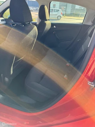 Peugeot 208 Peugeot 208 1.2 PureTech Allure - afbeelding nr 9