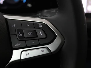 Volkswagen Golf Volkswagen Golf 1.4 eHybrid Style | Stoel & stuurverwarming |  Massage | Carplay | Memory | Achterbankverwarming | Adaptive cruise | Park Assist | Sfeerverlichting | Navigatie | Full LED | PHEV - afbeelding nr 18