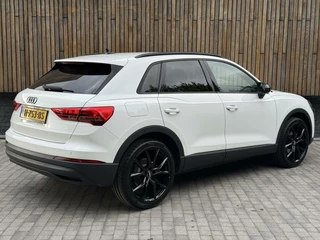 Audi Q3 Audi Q3 35 TFSI Pro Line Automaat 150pk | Climate control | Cruise control | Apple CarPlay | Trekhaak uitklapbaar | Sportstoelen | LED verlichting | Zwart optiek pakket | Parkeersensoren achter - afbeelding nr 2