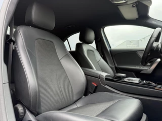 Mercedes-Benz A-Klasse Mercedes-Benz A-klasse 180 Aut. Luxury M-BUX | LED | Navi | Camera | Carplay | - afbeelding nr 11