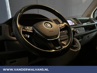 Volkswagen Transporter Volkswagen Transporter 2.0 TDI L2H1 Euro6 Airco | Navigatie | Cruisecontrol | Trekhaak | Leder stuurwiel Parkeersensoren - afbeelding nr 15