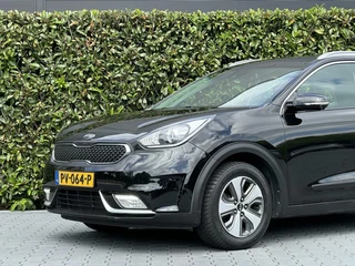 Kia Niro Kia Niro 1.6 GDi Hybrid ExecutiveLine, NL AUTO, NAP, ECC-AIRCO, LEDER, NAVI, CAMERA, PARKEERSENSOREN, LICHTMETAAL 18