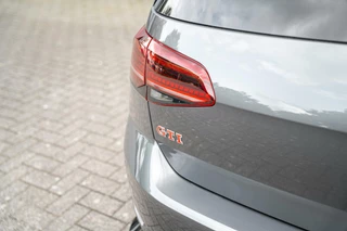Volkswagen Golf Volkswagen Golf 2.0 TSI GTI Performance |Pano|Dyna|Leer|Keyless - afbeelding nr 21