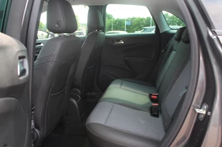 Opel Crossland Opel Crossland 1.2 Turbo Elegance / NL Auto! / Trekhaak / Camera / Keyless / Navigatie / 16'' / LED Koplampen / Cruise Control - afbeelding nr 11