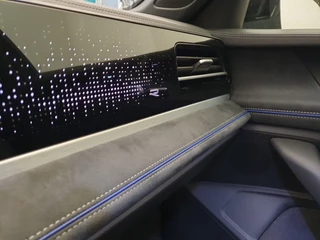 Volkswagen Passat Volkswagen Passat Variant 1.5 eHybrid 272pk DSG/AUT R-Line Wegklapbare trekhaak, Panoramadak, Leder - afbeelding nr 22