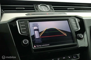 Volkswagen Passat Volkswagen Passat Variant GTE 1.4 TSI 204PK DSG Highline Plug-In Hybrid | MARGE | Vol Opties | 1e Eig | NL Auto | 54dkm | DEALERST - afbeelding nr 14