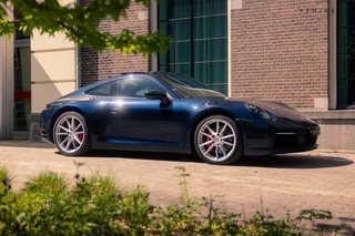Porsche 911 - 4487256-0
