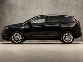 Opel Grandland X (APPLE CARPLAY, GROOT NAVI, CLIMATE, CAMERA, LEDER, SPORTSTOELEN, GETINT GLAS, PARKEERSENSOREN, CRUISE, DAB+, NIEUWE APK, NIEUWSTAAT) - afbeelding nr 2