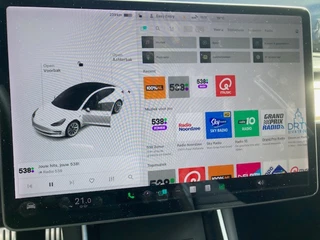 Tesla Model 3 - afbeelding nr 8