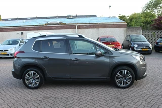 Peugeot 2008 Peugeot 2008 1.2 PureTech Allure, automaat, navigatie. - afbeelding nr 4