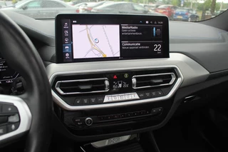 BMW iX3 BMW iX3 High Executive 80 kWh / Panoramadak / 360Camera / Head-up / 20'' / Leder / Harman Kardon / Sfeerverlichting / Dodehoek / DAB / Stoelverwarming / ACC - afbeelding nr 18