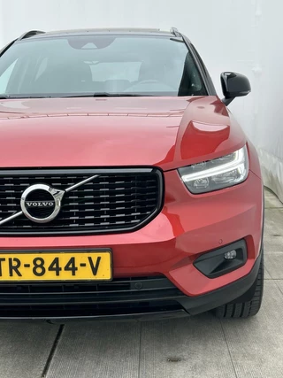 Volvo XC40 Volvo XC40 1.5 T3 157pk R-Design PANO DAK I HARMAN & KARDON I DEALER O.H. 20