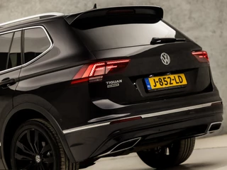 Volkswagen Tiguan Allspace Volkswagen Tiguan Allspace 1.5 TSI R-Line Sport 7 Persoons 150Pk Automaat (PANORAMADAK, VIRTUAL COCKPIT, APPLE CARPLAY, GROOT NAVI, CAMERA, SPORTSTOELEN, ZWART HEMEL, ADAPTIVE CRUISE, LED KOPLAMPEN, KEYLESS, NIEUWE APK, NIEUWSTAAT) - afbeelding nr 15