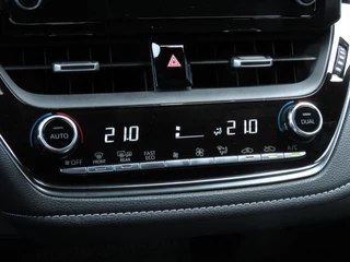 Toyota Corolla Toyota Corolla 1.8 Hybrid First Edition | STUUR+STOELVERWARMING | ADAPTIVE CRUISE CONTROL | NAVI | CAMERA | KEYLESS START | DAB+ | - afbeelding nr 11